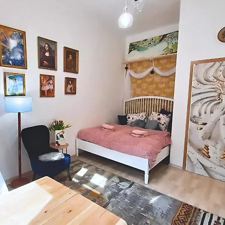 Vysehrad Flat 2 Private For Up To 4 Guests Center & Congress * Praga