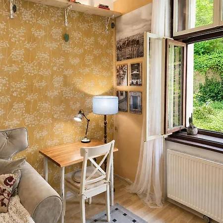 شقة 2-Room Apartment Below Vysehrad - City Centre, Near Prague Congress Centre